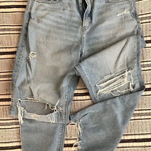 American Eagle Outfitters Men's Distressed Denim Jeans